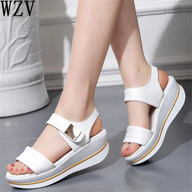 

Size 34-42 New Summer 2019 High Quality Women Sandals Platform Genuine Leather Soft Comfortable Flat Shoes Ladies Casual Sandals
