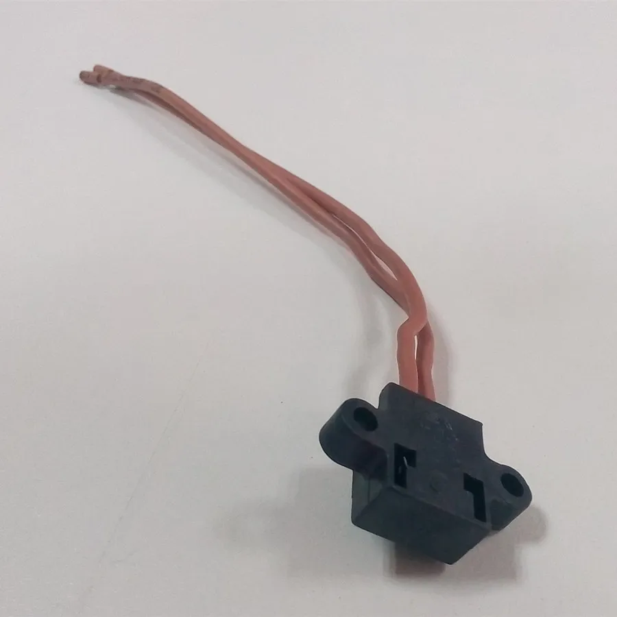 For 2PSC VOSSLOH-SCHWABE,VS304 Lamp base/holder, VS 304 for G4 base halogen bulb,6V 10W 20W 30W,12V 20W VS 530024 socket