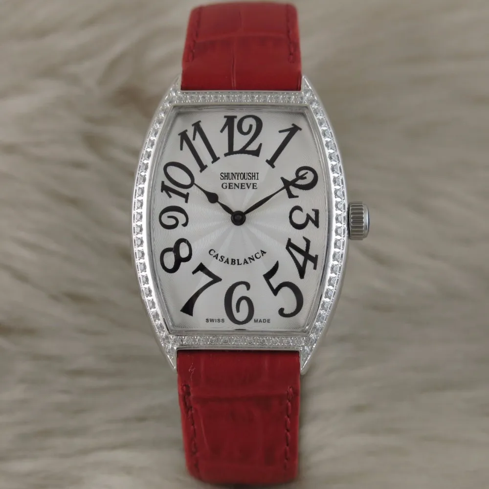 

WG04257 Women's Watches Top Brand Runway Luxury European Design Quartz Wristwatches