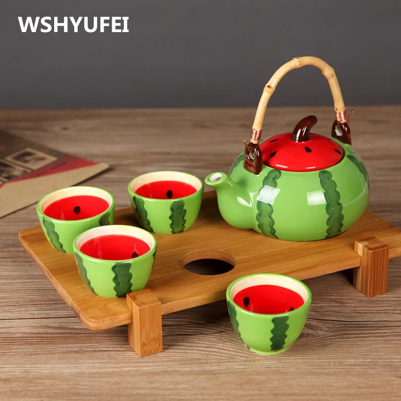 

6pcs/set Ceramic Tea Set Kung Fu Cup Creative Gift Flower Tea Fruit Shape Teapot Suit Tea Tray Lovely TeaWare Watermelon Cup