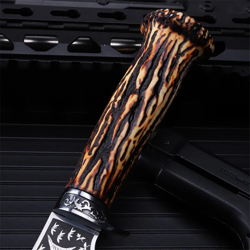 Outdoor self-defense field high hardness saber wilderness survival fruit knife small straight knife folding knife whales