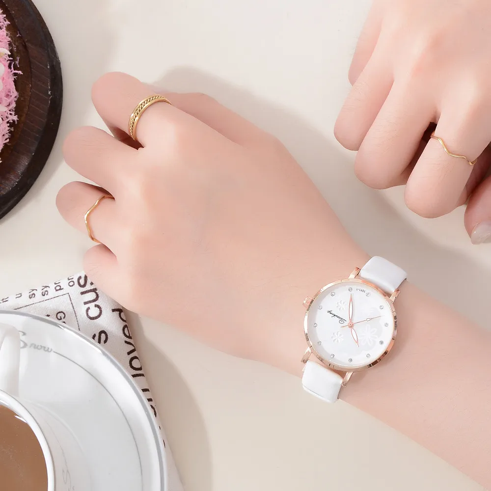 

Brand Creative Bracelet Watch Women Fashion Leather Black Quartz Wrist Watches Ladies Clock Relogio Feminino Reloj Mujer &Ff