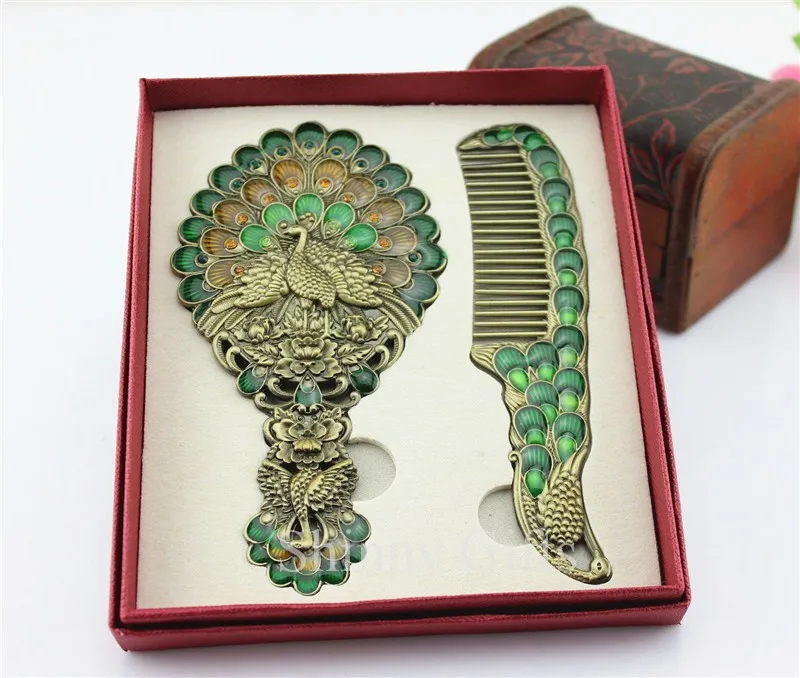 Peacock mirror with hand (4)