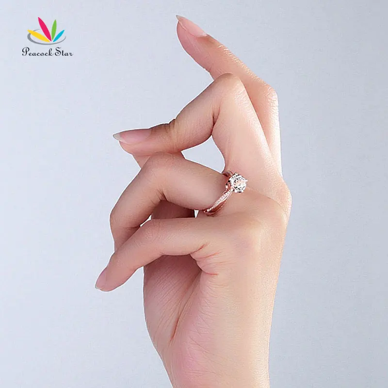 GR7062_hand_3