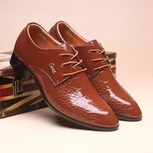 Luxury brand PU Leather Fashion Men Business Dress Loafers Pointy Black Shoes Oxford Breathable Formal Wedding designer shoes Luxury brand PU Leather Fashion Men Business Dress Loafers Pointy Black Shoes Oxford Breathable Formal Wedding designer shoes