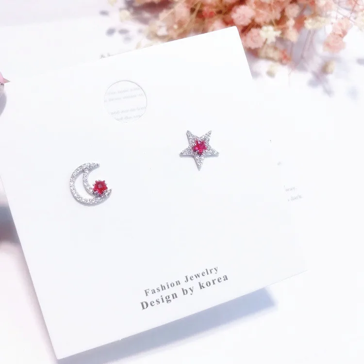 

2018 Hot Sale Cute Moon Star Stud Earrings For Women Personality Shiny Cubic Zircon Asymmetric Pendientes Fashion Jewelry Gift