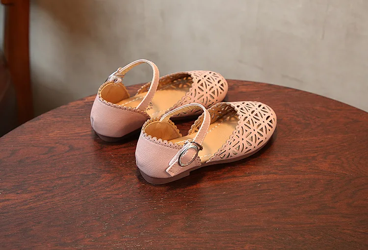 JGSHOWKITO/сандалии для девочек; детская летняя обувь; мягкие пляжные сандалии принцессы с вырезами для маленьких девочек; Нескользящая дышащая обувь