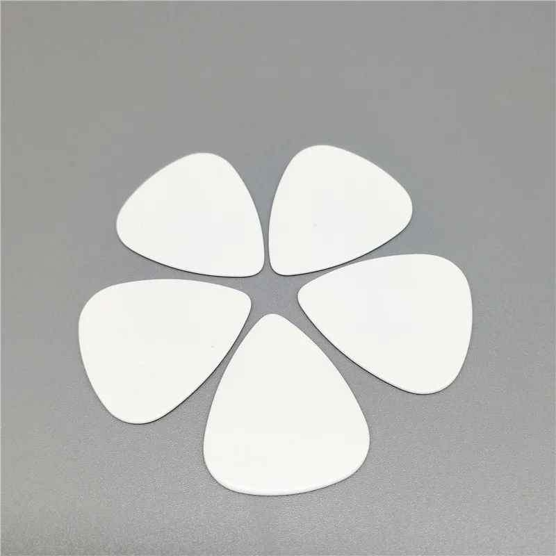 Cheapest Plastic Celluloid Guitar Picks 0.46mm Thin to 1.5mm Extra Heavy Gauge Plain White Color for Guitar Cheapest Plastic Celluloid Guitar Picks 0.46mm Thin to 1.5mm Extra Heavy Gauge Plain White Color for Guitar