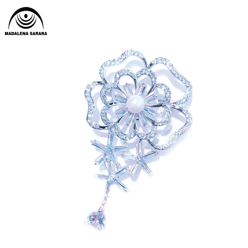 

MADALENA SARARA AAAA Zircon And Crystal Inlaid Pearl Brooch Gol Plated Copper Sunflower Style Fine Brooch Pin For Women Jewelry