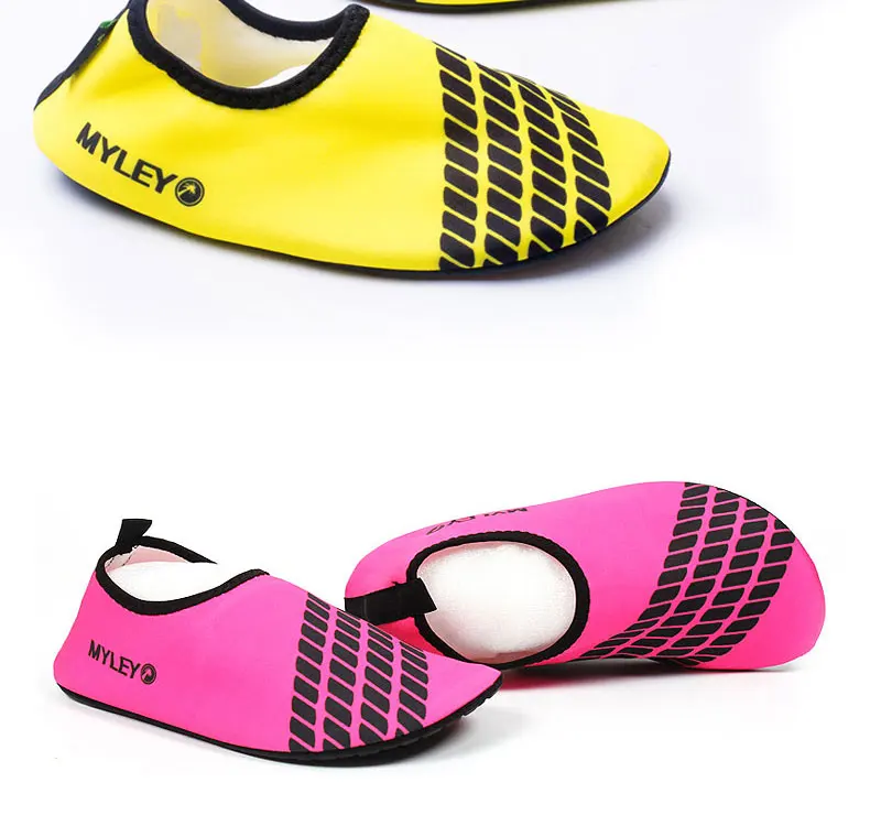 boys-swim-shoes-1_01_07