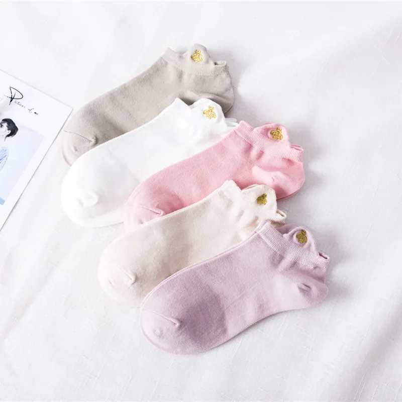 

High Quality Cute Cartoon Animal Print Bee Girls Kawaii Socks meias Korean Harajuku Embroidery Pile Heap Funny Socks