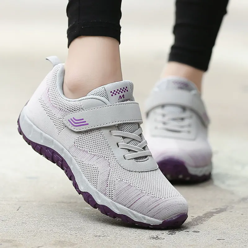 

Fashion Sneakers Women Flying Knitting Sport Casual Shoes Woman Flat With Breathable Tennis Shoes 90 Women Trainers XZ93