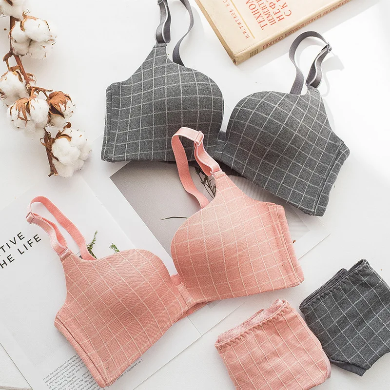 

Roseheart 2018 Women Fashion Sexy Lingerie Blue Pink Black One-Piece Straps Wireless Bras Trim Panties Push Up Padded Bra Sets