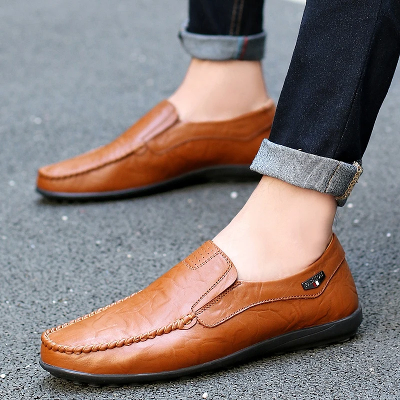 

2019 Spring Autumn Large Size Loafers Men Genuine Leather Men's Moccasins Breathable Slip On Driving Shoes Man Loafers