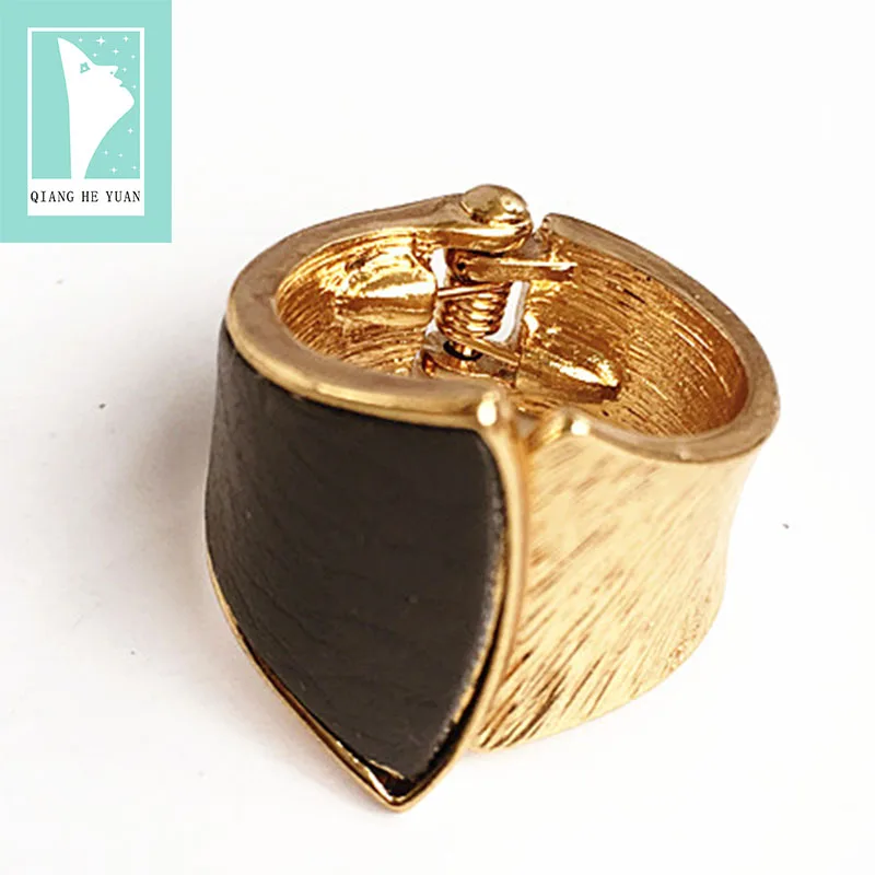 

Elastic alloy opening adjustable ring for ladies