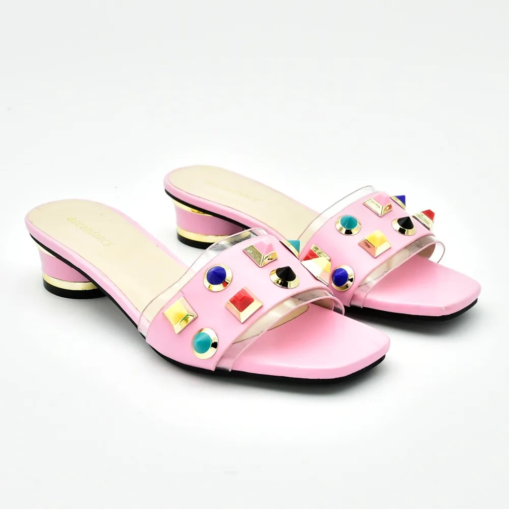 

Lovely pink slippers shoes lady with low heel 1.7 inches shoes lady with colorful beads low heel dance shoes gorgeous SS004-1