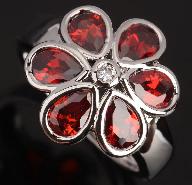 

Gems Shape Red Garnet 925 Sterling Silver Party Jewelrys Ring Size 6 / 7 / 8 / 9 S0666