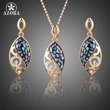 

AZORA Gold Color Fish Pattern Drop Earrings and Pendant Necklace Jewelry Sets For Women TG0200