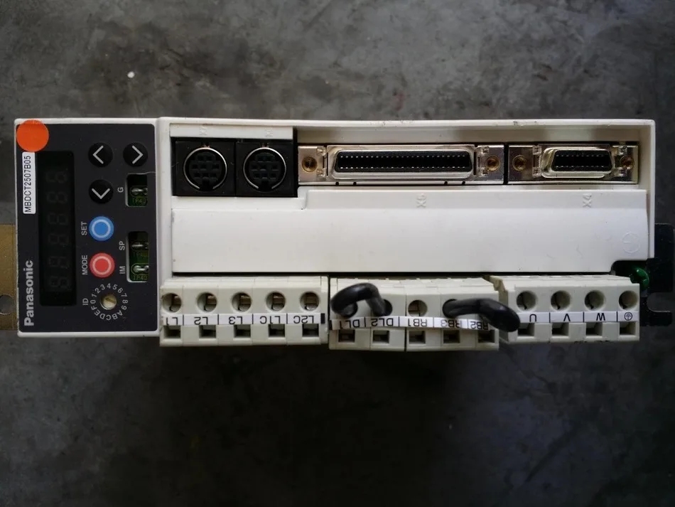 

USED 100% TESTED AC SERVO DRIVER MBDCT2507B05