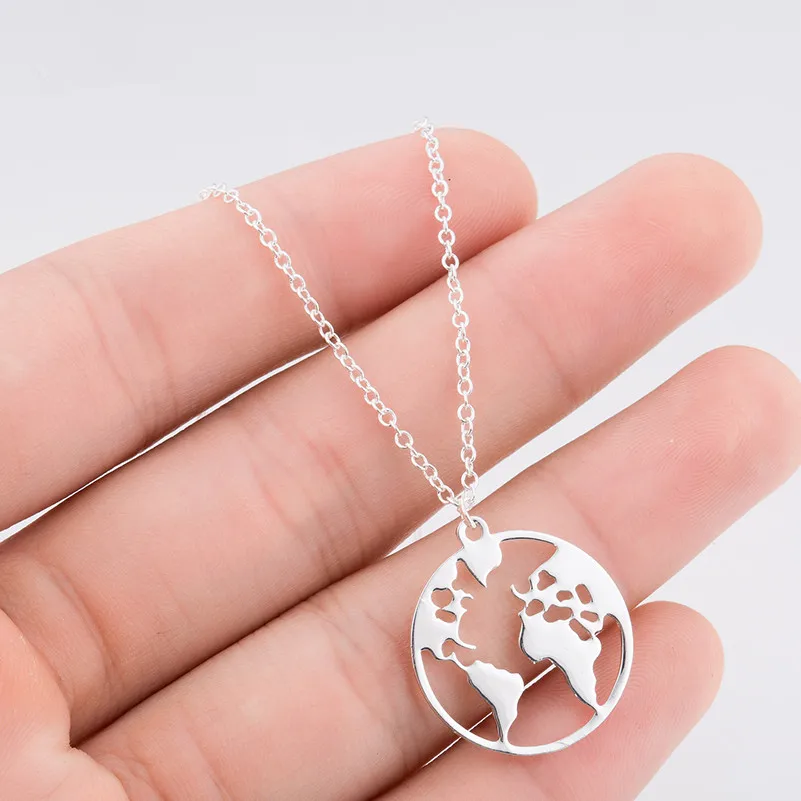 

Hot Selling World Map Necklace Stainless Steel 20mm Round Hollow Earth Necklaces Personalized Fashion Outdoor Travel Gift