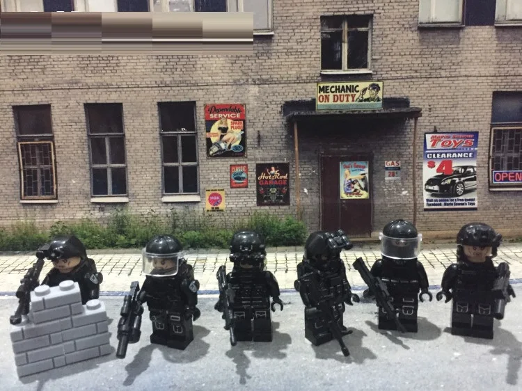 

6pcs/set Riot police mini figures military weapons police swat diy accessories compatible Bricks building Block original toys