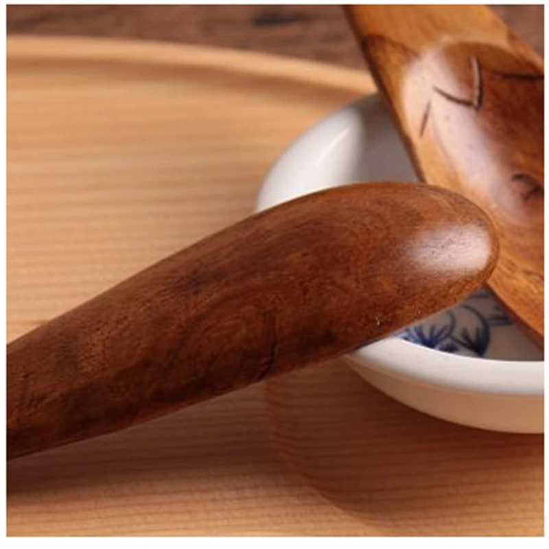 mini wooden spoons