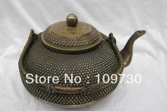 

00549 Antique Chinese Bronze tea pot statues