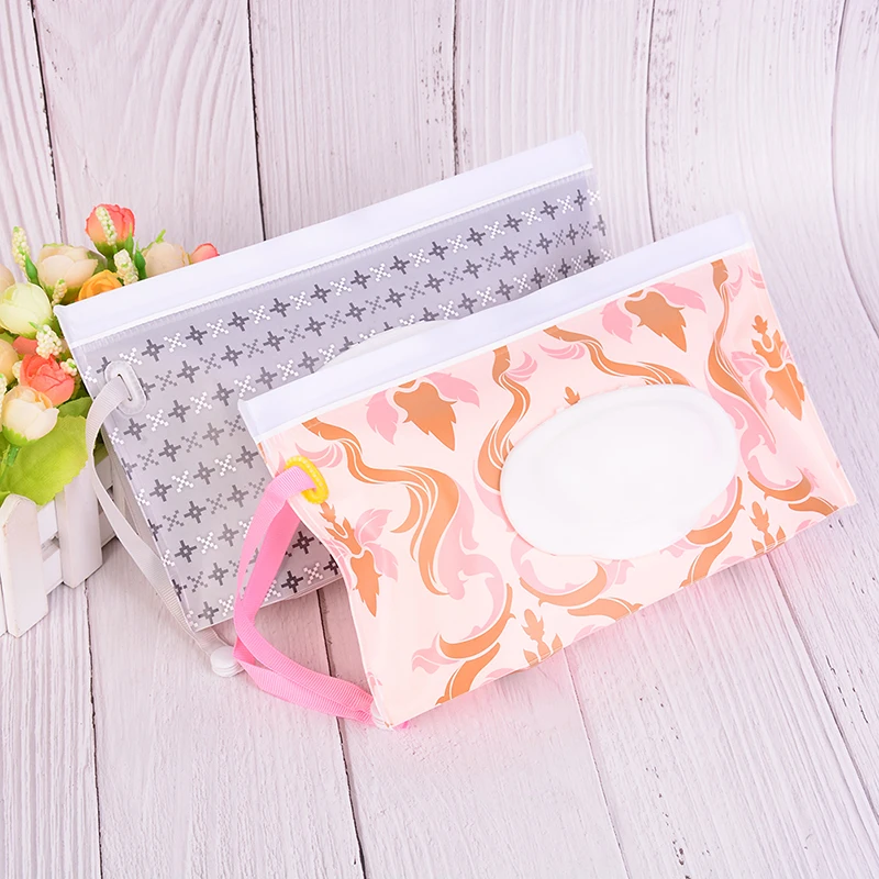 

Baby Wet Wipes Bag Reusable Wet Wipes Cover For Baby Skin Care Outdoor Travel Eco-friendly Clutch and Clean Wipes Container