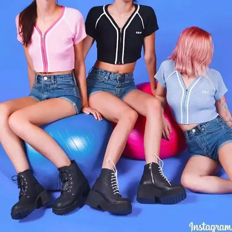 Women V-neck Short Sleeves Sweaters Streetwear Summer Zipper Knitted Cardigans Crop Tops Women Skinny Sweaters Unif