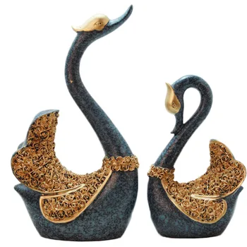 

European Couple Swan Figurines Resin Crafts Ornaments Home Decoration Wedding Gifts Wine Cabinet Display Lover Swan Miniatures