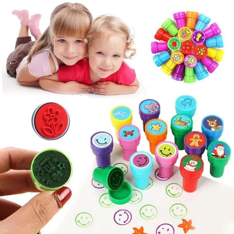 Cartoon Round Stamp Toys for Children 12pcs DIY Handmade Craft Students Stamps Toys Book Decro Teacher Seal Kids Art Toys