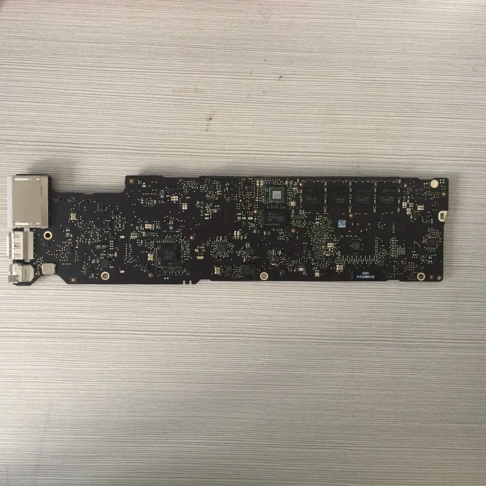 

Laptop Motherboard A1466 Logic board For MacBook Air 1.4 GHZ 820-3437-B EMC2632 I5-5650U 4G Early 2014
