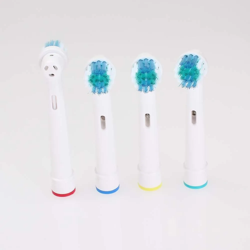 Сменные насадки для электрической зубной щетки Oral B 4 шт. подходят