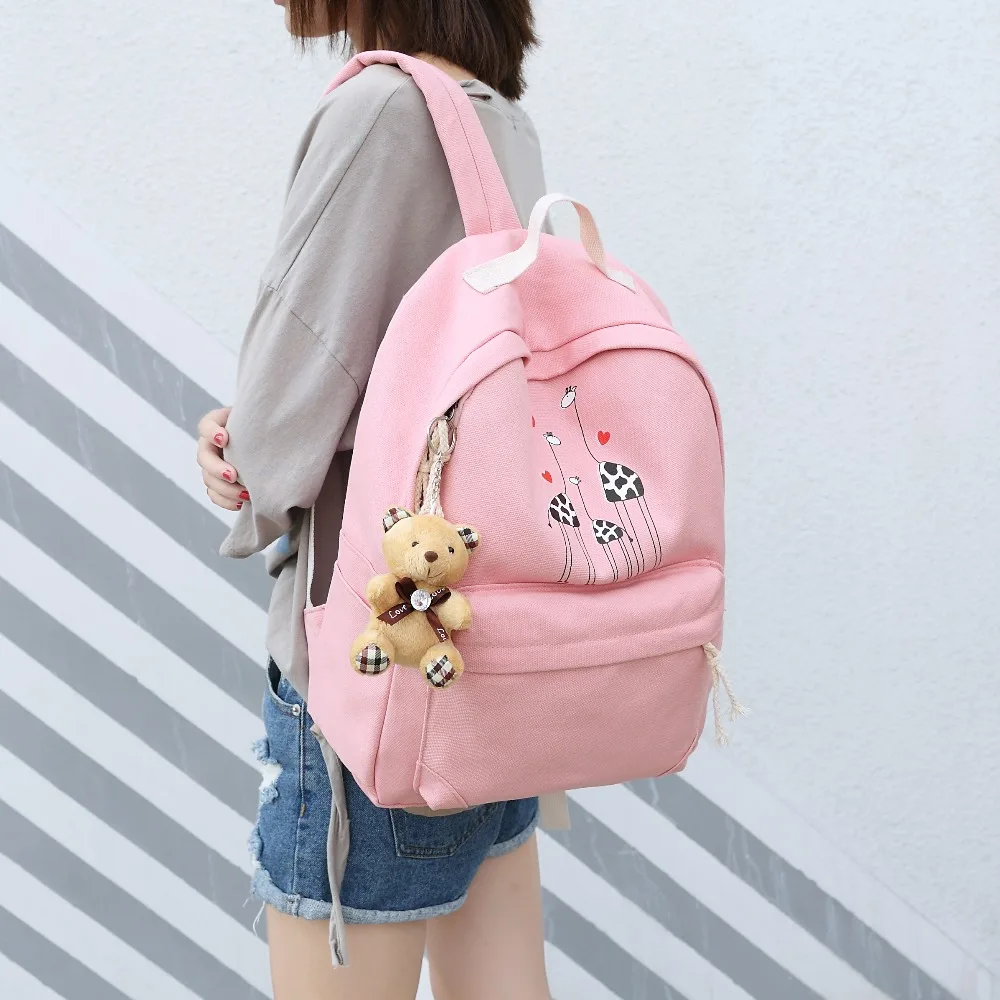 RG5B4899