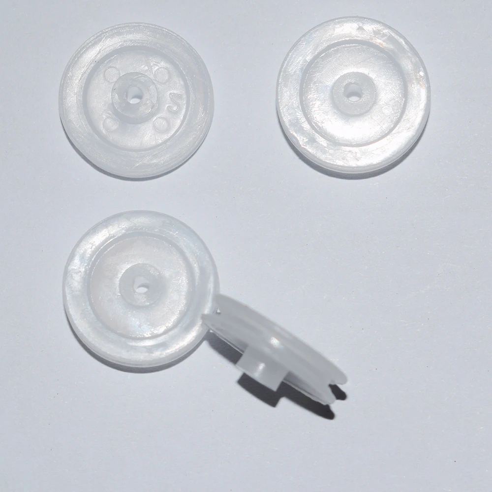10/100pcs new soft plastic Pulley OD 18mm 2mm hole diy Toy Accessories Technology Model Parts baby toys 182AS | Игрушки и хобби