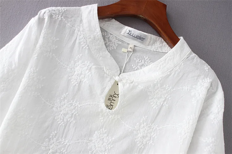 Большие размеры 4XL белый цветочной вышивкой футболка женщин футболка Короткие рукава летние женские Топы футболка femme