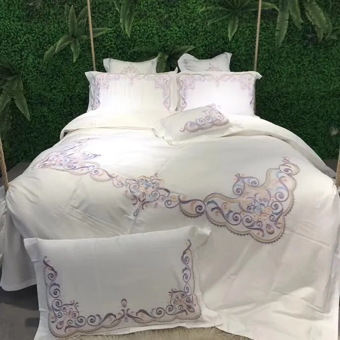 

Luxury European White Egyptian Cotton Embroidery Bedding Set Queen King Size 4/6 PCS Duvet Cover Bed sheet Pillowcases