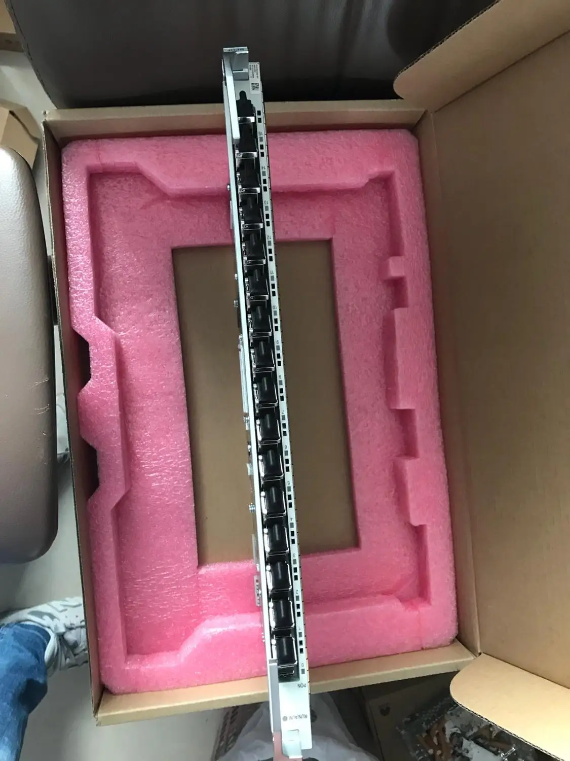 Сервисная плата huawei OLT5800 GPHF включает 16 huawei C+ модули 16-портовая PON плата