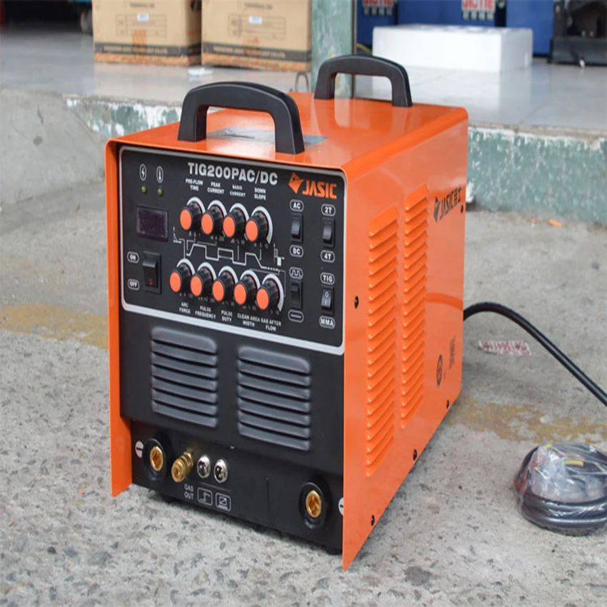 

1PC High Quality JASIC TIG200P/WSE-200 spot welder TIG/MMA Square Wave Pulse Inverter Welder 220-240V aluminum welding machine