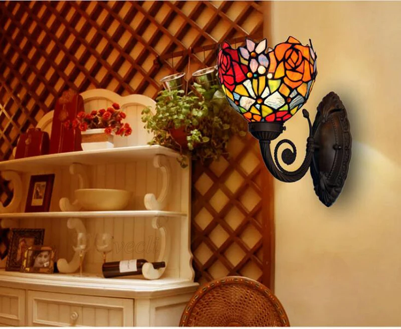 Tiffany wall lamp (10)