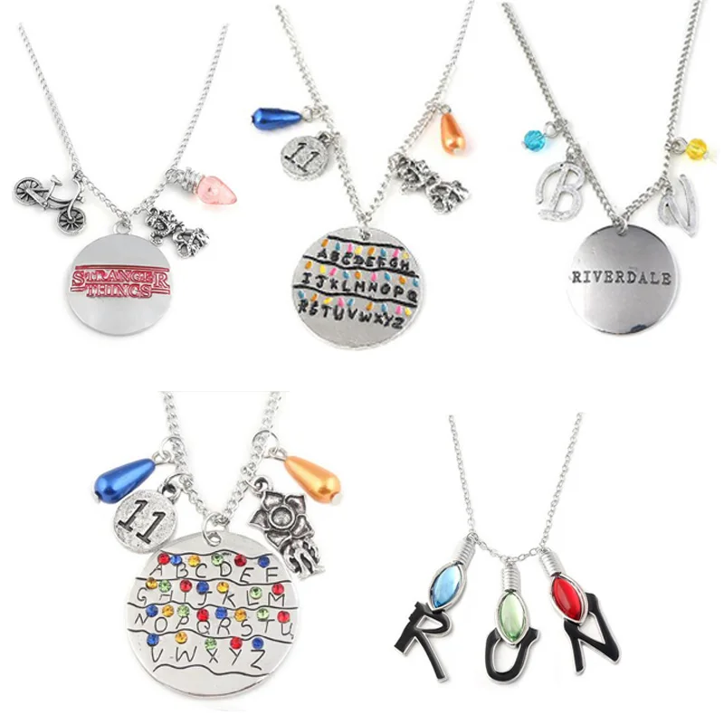 

Stranger Things Alphabet Light Wall Monster 11 Letter Necklace Two Snakes Winding Charms Letter RUN Pendant Choker Movie Jewelry