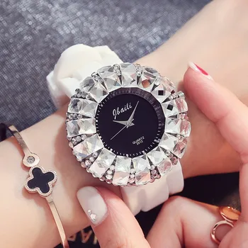 

Women Bestie Dress Watches Sexy Large Full Diamond Student Clocks Confidante Gift Rejores Girls Lady Hodinky Fashion Bayan Saats