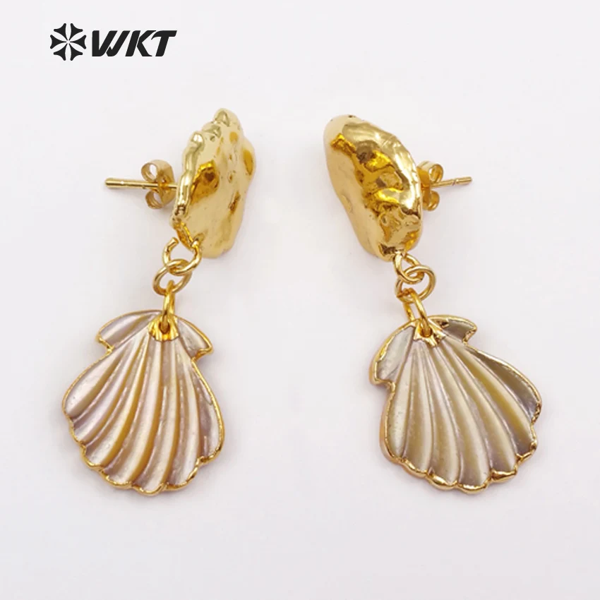 

WT-E454 Wholesale New Design Popular Unique full gold dipped freshwater pearl with scallop shell For women Jewelry