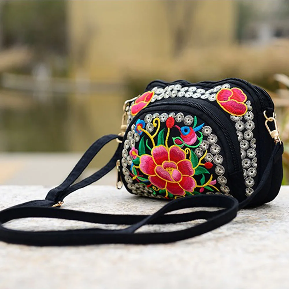 Винтаж вышивка Для женщин сумка Boho тайский Стиль вышитые Посланник маленький