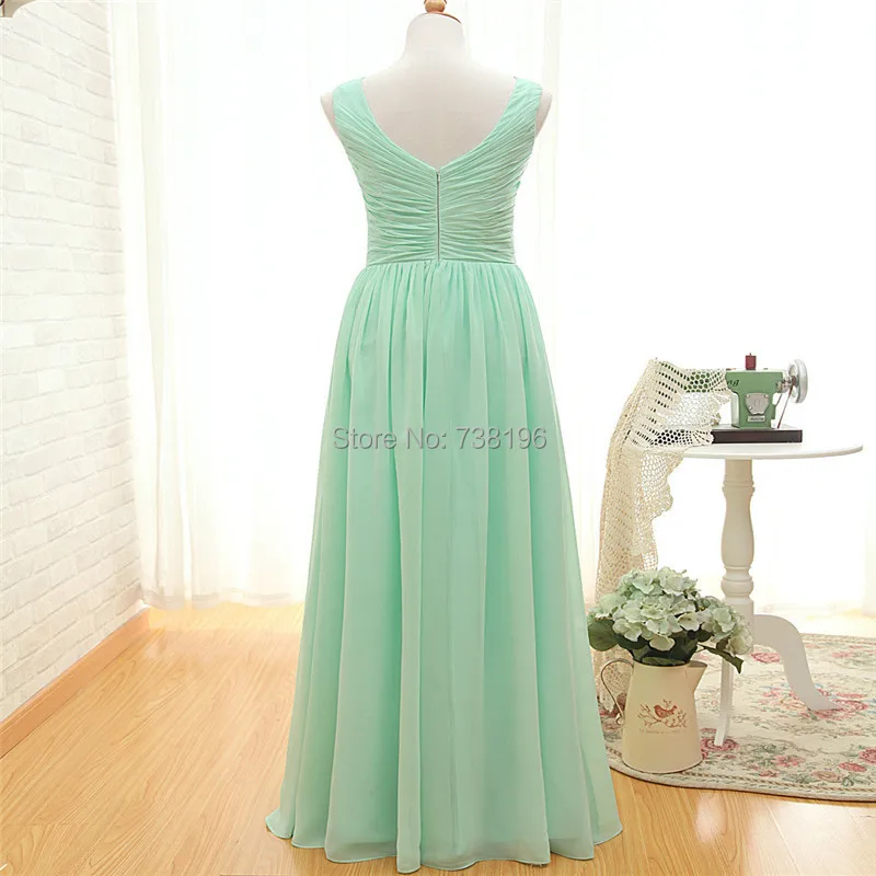 Long-Cheap-Bridesmaid-Dresses-V-Neck-Pleated-Chiffon-Long-Maid-Of-Honor-Dress-Plus-Size-Prom (2).jpg