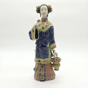 

New Home Decor Chinese Ceramic Statue Collectibles Glazed Porcelain Arts Craft Pottery Figure Figurine for Christmas Decoration