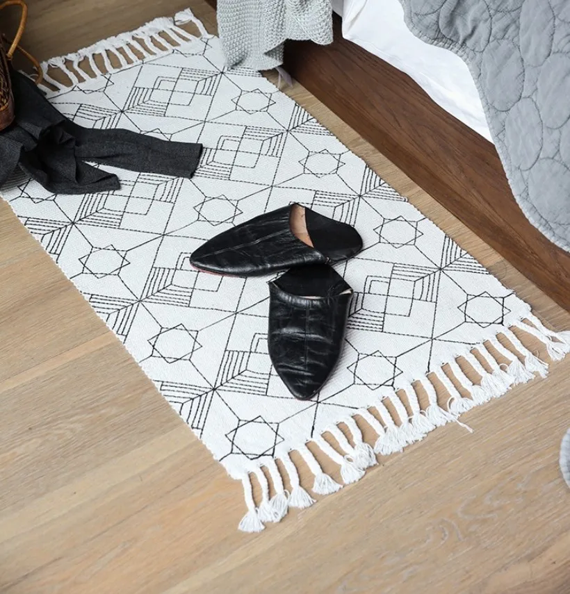 100% Cotton Nordic style Kilim black white Living Room Carpet Geometric Indian Rug stripe Modern Mat contemporary design Bohemia