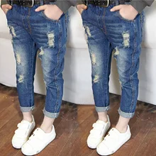 Hurave 2017 new fashion autumn jeans boys girls elastic waist kids broken jeans children denim pants