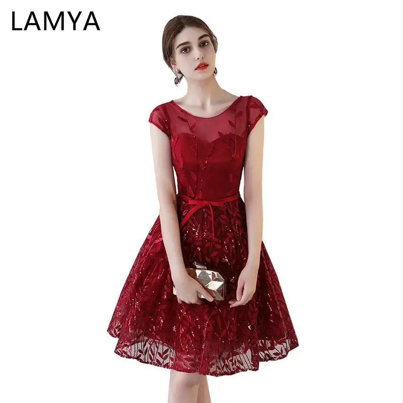 

LAMYA Wine Red Short Evening Dresses Elegant O Neck 2019 Prom Party Gowns Appliques Sequined Vestido De Festa