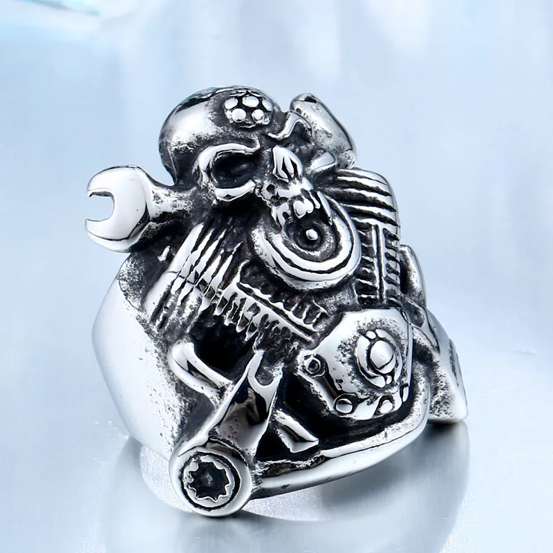 BEIER 316L Hot Sell 316LStainless Steel Winged Motorcycle Skull Biker Cool Punk Ring Jewelry BR8-410